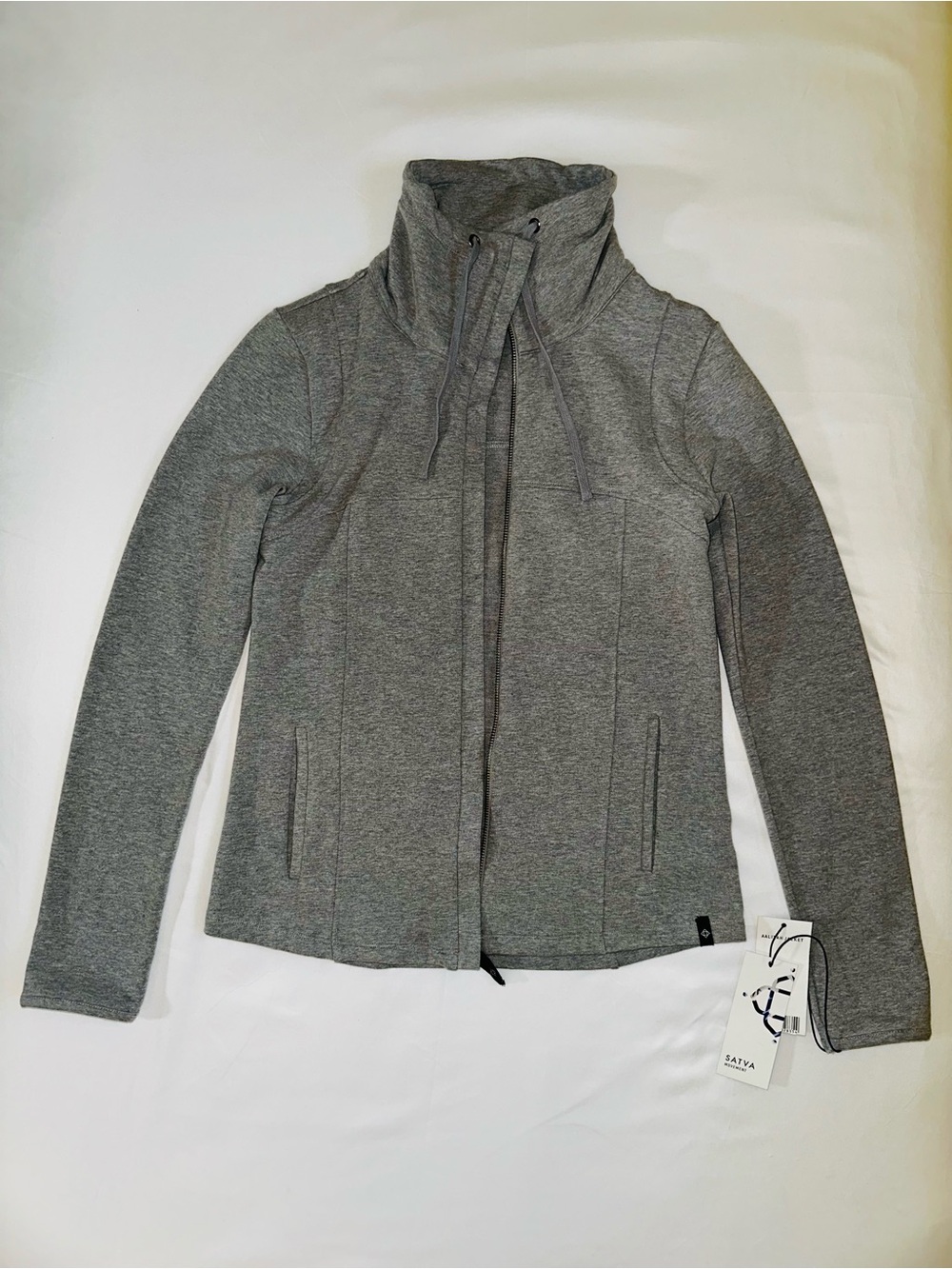 SATVA Women's Gray High-Neck Zip Yoga Jacket
